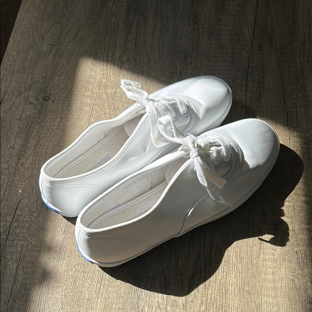 White leather Keds Sneakers size 7